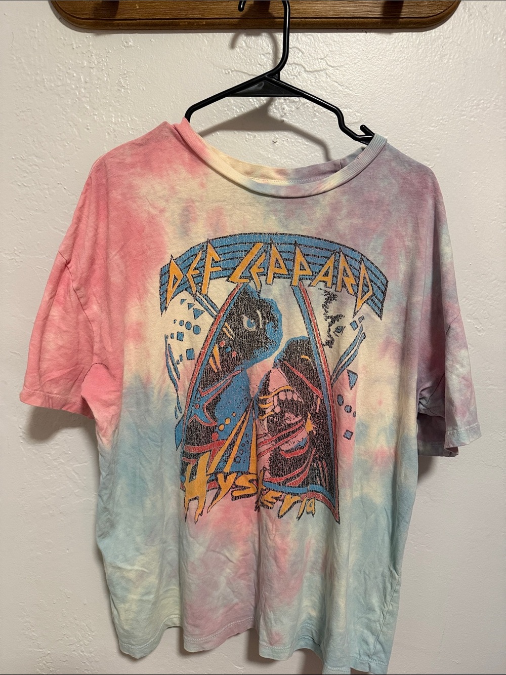 Def Leppard Tie-Dye Short Sleeve Tee - Pink & Blue
